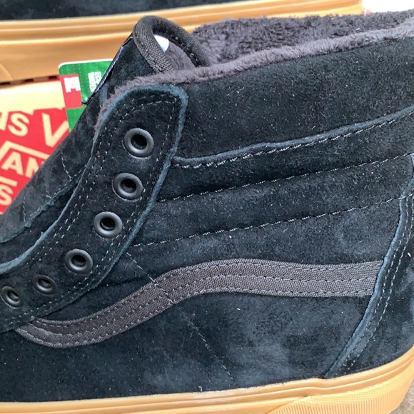 VANS • Men’s Sk8-Hi Mte (Mte) Black/Gum
VN0A33TXGT7 Sneakers Boots - Picture 12 of 16